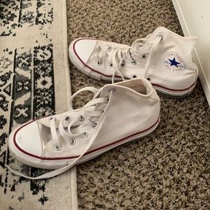 Women’s hi top white converse